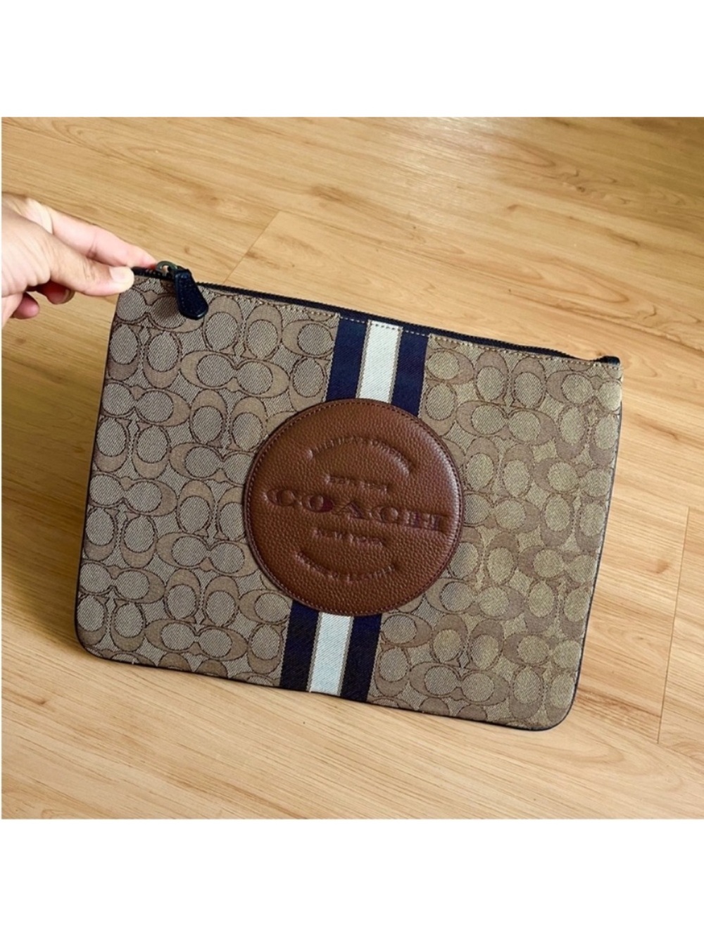 Coach Large Pouch In Signature Jacquard - Picture 2 of 9